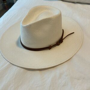 Wyeth White Straw Hat